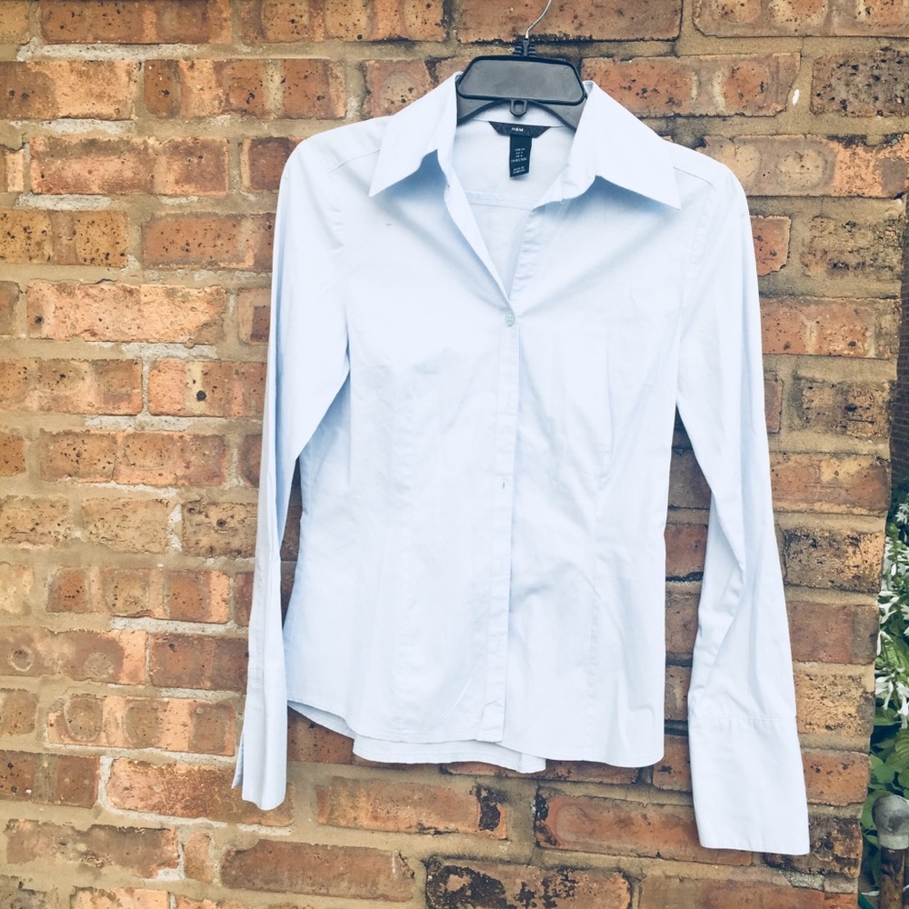 H&M Classic Cut Button Down Long Sleeve Size S
